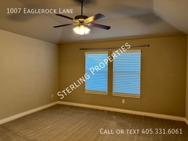 Building Photo - 1007 Eaglerock Ln