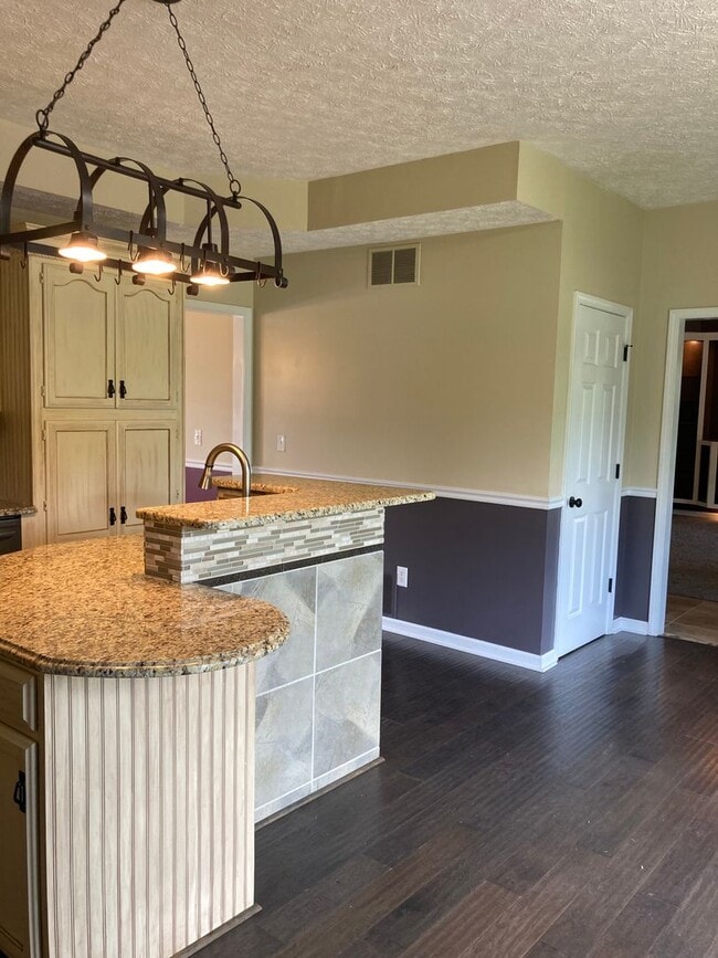 Building Photo - The Village at Pine Valley