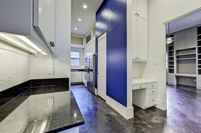 Building Photo - 3128 Alabama Ct