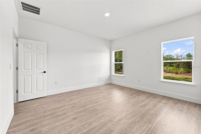 Building Photo - 143 Gondolier Pl