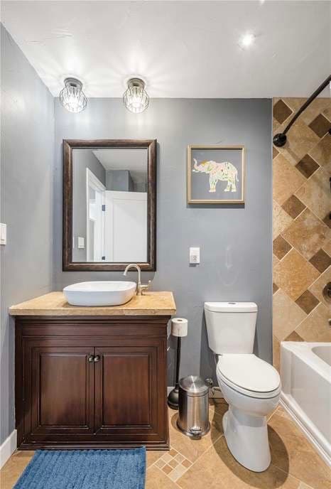 Building Photo - 2146 S Yarrow St