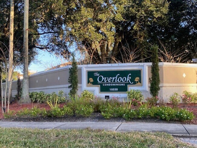 Building Photo - 10550 Baymeadows Rd