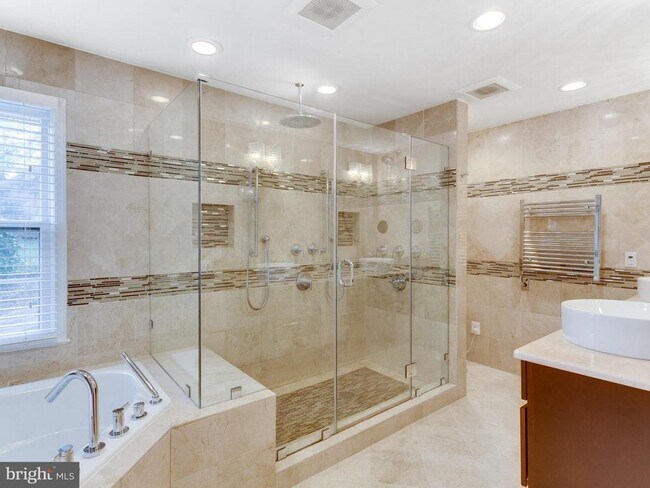Building Photo - 7705 Huntmaster Ln