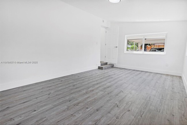 Building Photo - 4647 NW 15th Ct