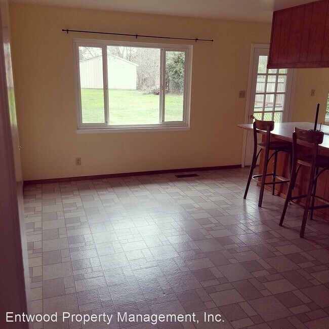 Building Photo - 3 br, 2 bath House - 1199 Stanley Dr.