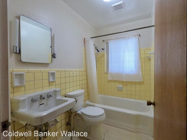 Primary Photo - 3 br, 2 bath House - 136 Gilbert Lane