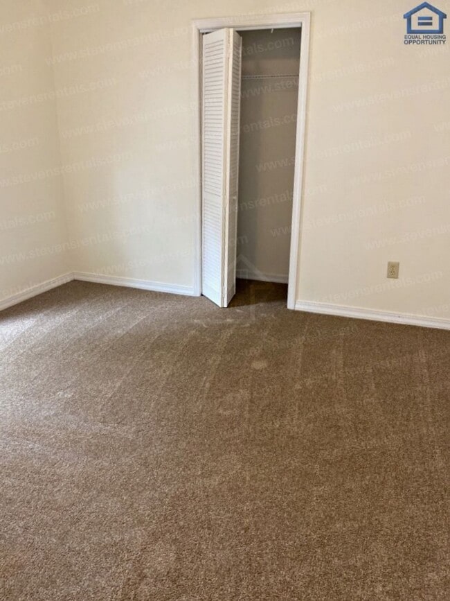 Building Photo - 166 Dogwood Pointe Dr