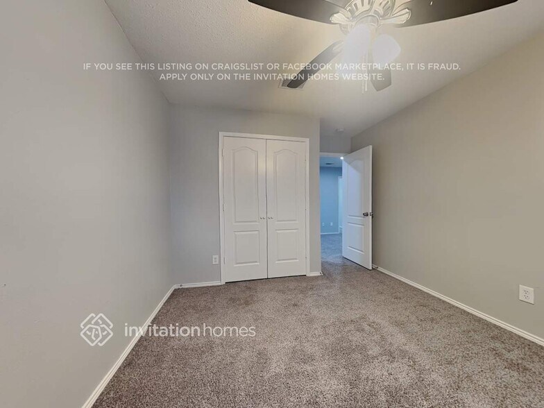 Building Photo - 828 Sansome Dr