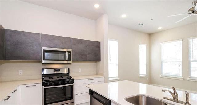 Building Photo - 1304 Creekbank Dr