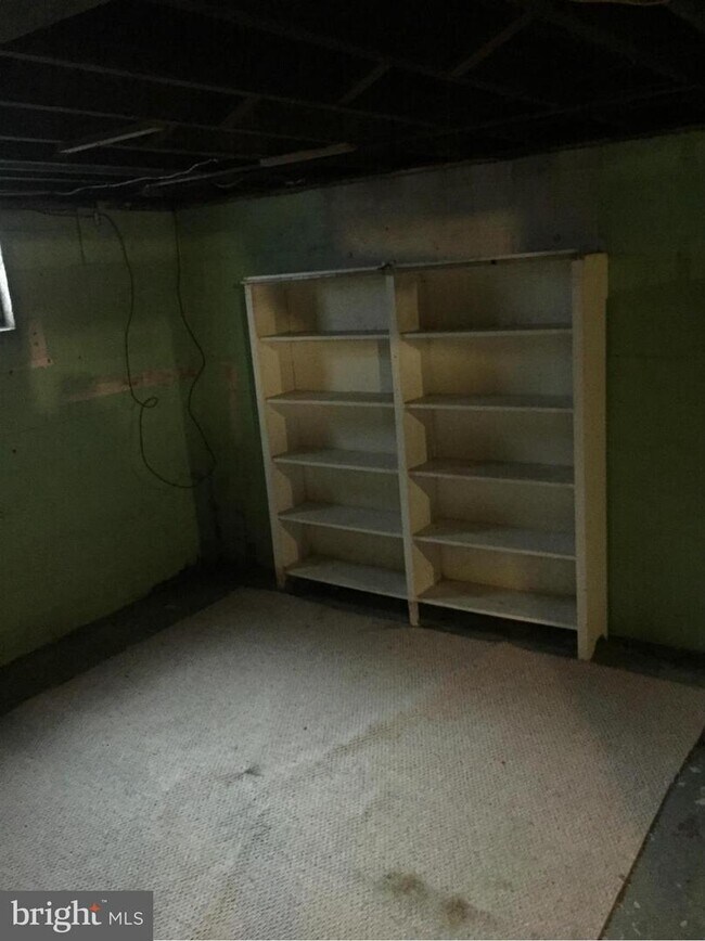 Building Photo - 721 Stouffer Ave