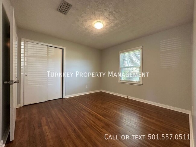 Building Photo - 708 N Charles St