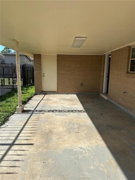 Building Photo - 4726 Eunice St