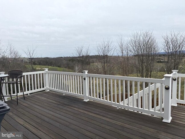 Building Photo - 48 Niblick Square