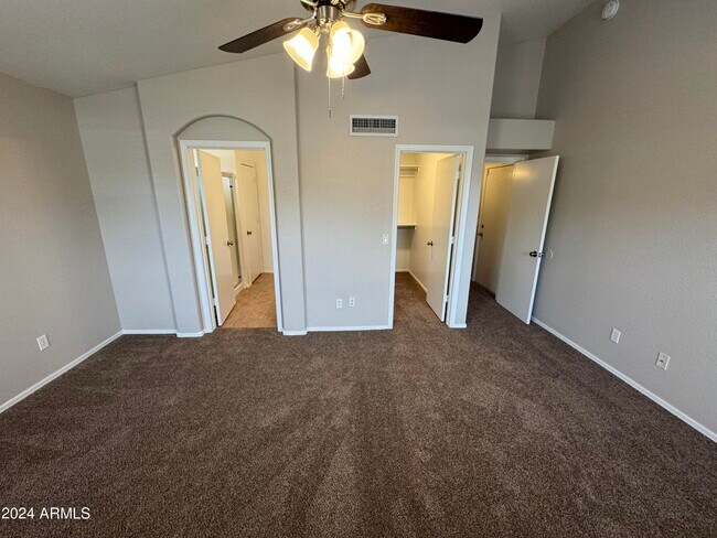 Building Photo - 9313 Olla Ave
