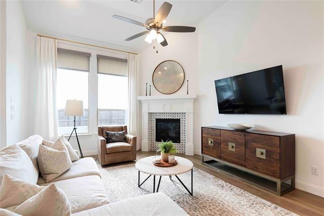 Building Photo - 991 Gentle Knoll Ln