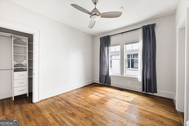 Building Photo - 193 Feld Ave