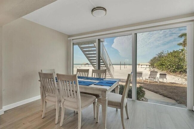 Building Photo - 6006 Midnight Pass Rd