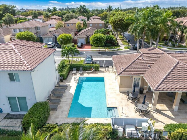 Building Photo - 11229 NW 44th Terrace