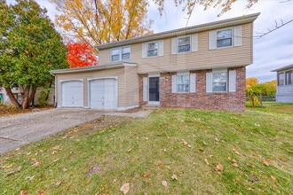 Building Photo - 8104 E 34th St