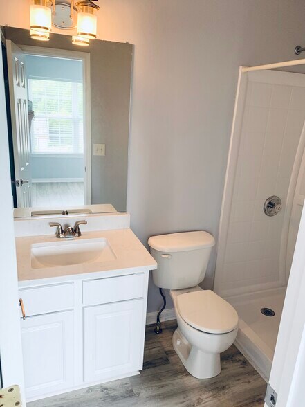 Building Photo - 3194 Mill Springs Circle