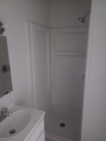 Building Photo - 215 Virginia Ave