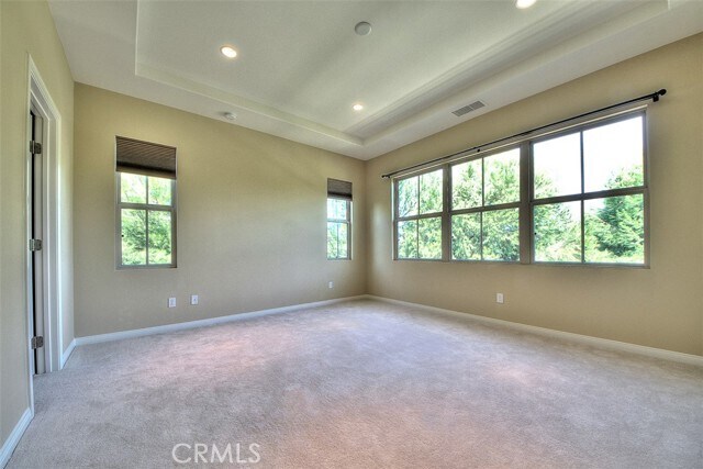 Building Photo - 46 Larkfield