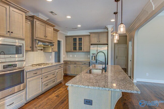 Building Photo - 115 Aedre Wy