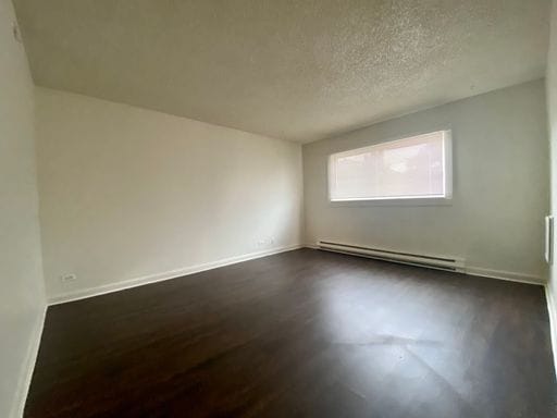 Building Photo - 2 Bedroom 1 Bath Near Firestone Available NOW!