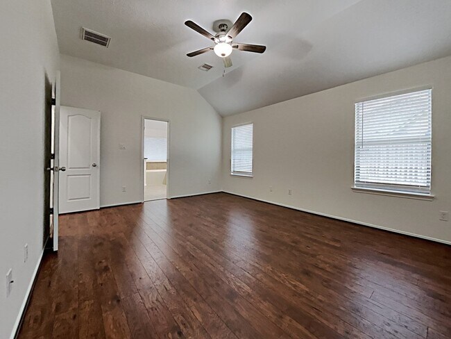 Building Photo - 10006 Blissfull Valley Ln