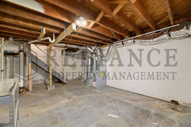 Building Photo - 224 N Minnesota St