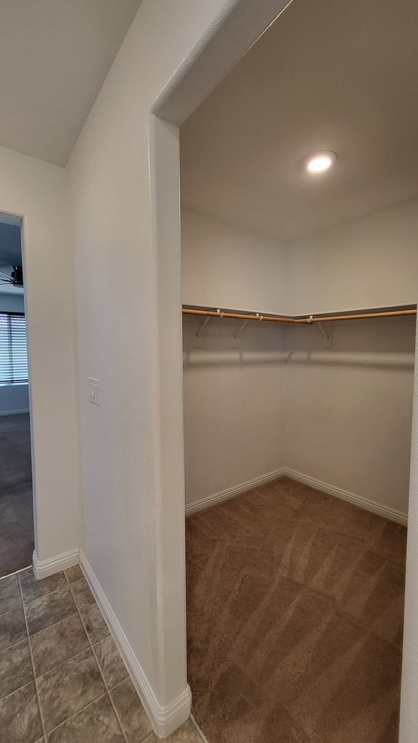 Building Photo - TESORA PAHRUMP - E. Summit Avenue