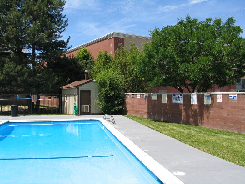 Building Photo - 5700 S 900 E