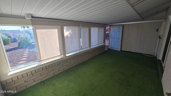 Building Photo - 10601 W Bolivar Dr