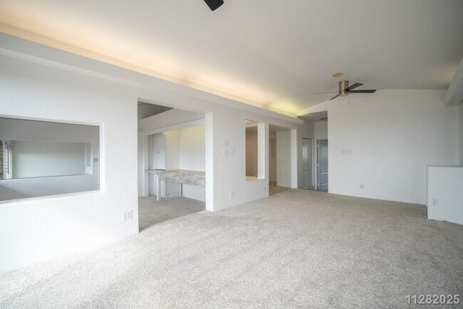 Building Photo - $3650.00 | 4bd/1.5ba Duplex in Pacific Palisades Pearl City