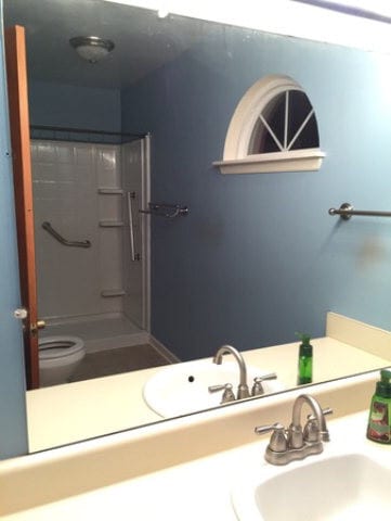 Building Photo - 210 Suffolk Dr