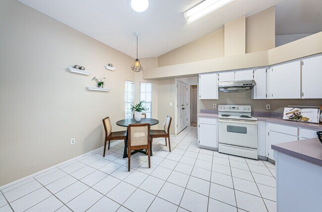 Building Photo - 11502 Glenmont Dr