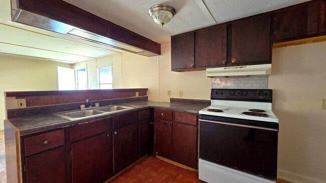 Building Photo - 4528 La Cienega Ln