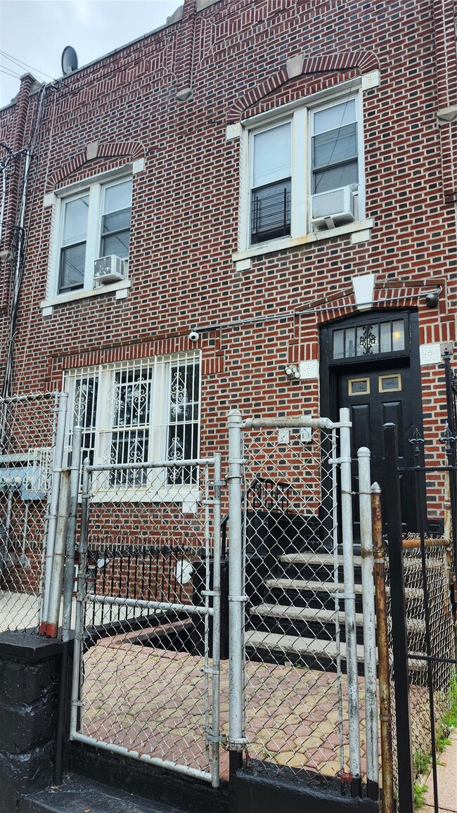 Primary Photo - 530 New Lots Ave
