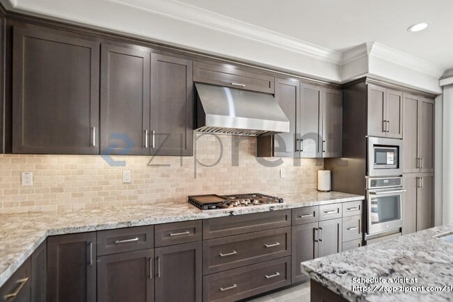 Building Photo - 205 Vereda del Turia