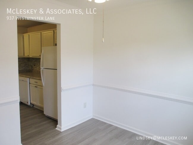 Building Photo - 937 Westminster Ln