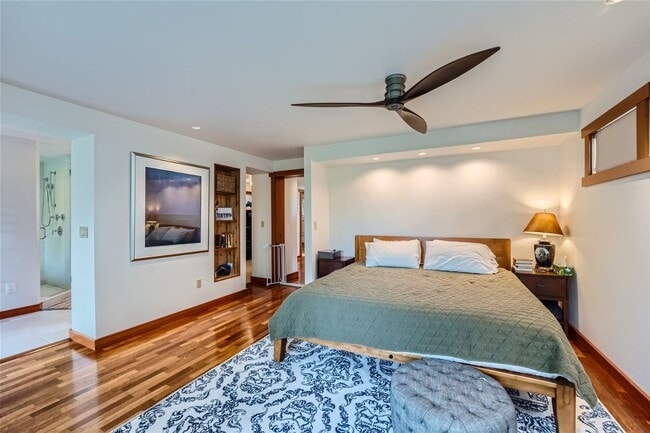 Building Photo - Queen Anne Home