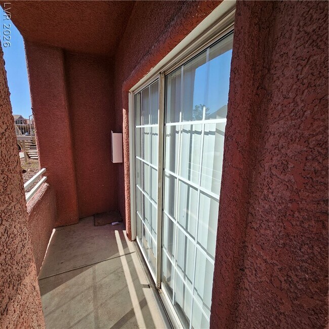 Building Photo - 4730 E Craig Rd