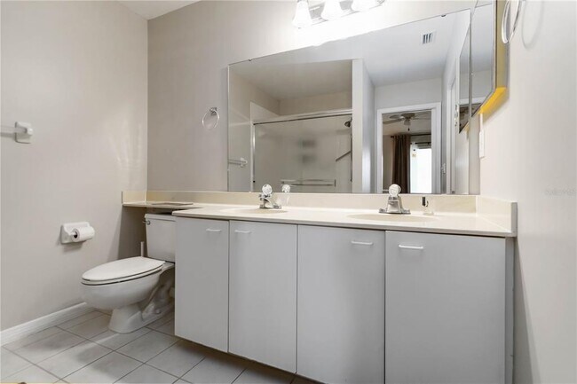 Building Photo - 880 Bird Bay Dr W