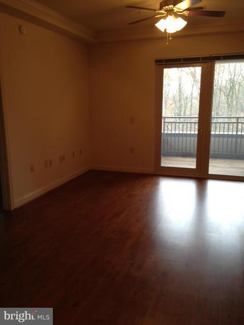 Building Photo - 11770 Sunrise Valley Dr