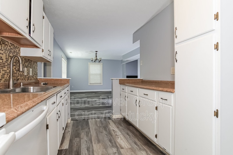 Building Photo - 8067 Buckland Dr