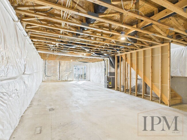 Building Photo - Coming Soon - Spacious 2 Bedroom, 2.5 Bath...
