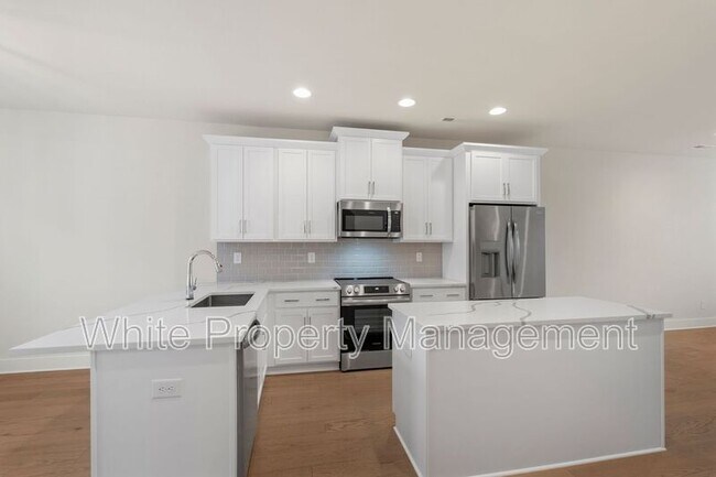 Building Photo - 5019 York Park Ln