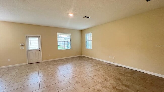 Building Photo - 15481 Porter Rd