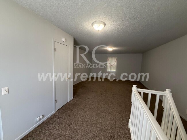Building Photo - 15986 Arrowhead Rd