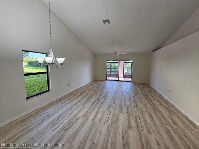 Building Photo - 2838 Palo Verde Dr